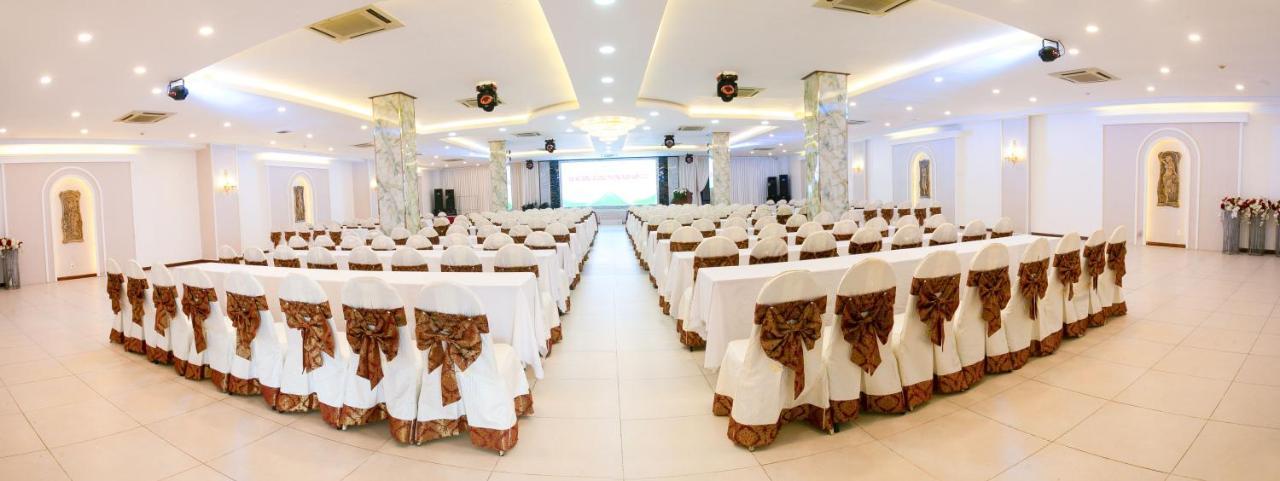 Tre Xanh Hotel Pleiku Exterior photo
